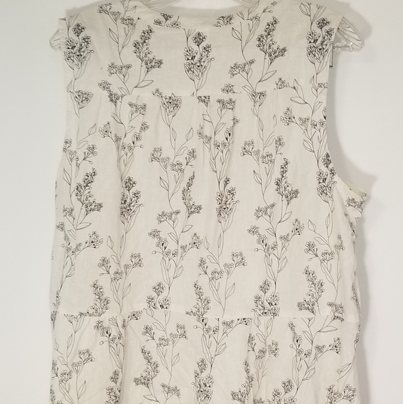 Old Navy peplum tank - Picture 2 of 3